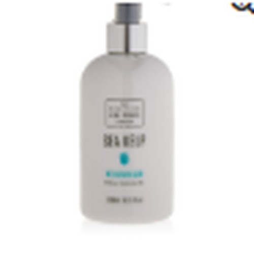 Sea kelp moisturiser pump bottle